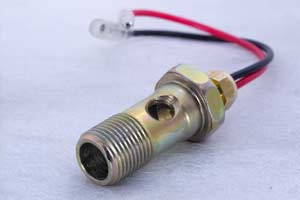 アダプタに油温センサ取付