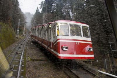 �P�[�u���J�[