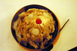 �V���i���F