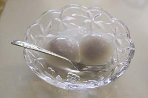 ���\����H��